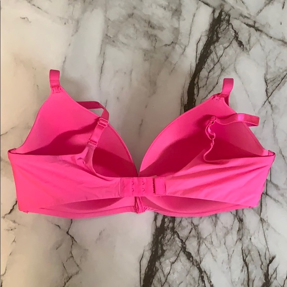 NWOT Victoria’s Secret bright pink bra - Picture 3 of 8